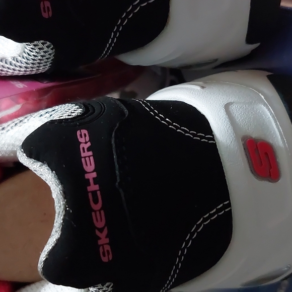 Sketchers  D'Lites Shoes Sz 6 - Picture 11 of 11